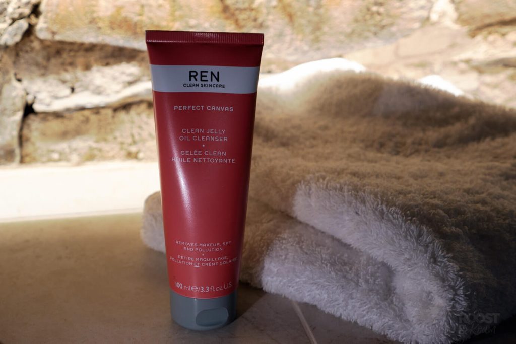 REN Perfect canvas clean jelly oil cleanser