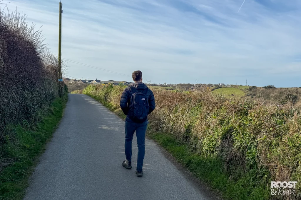 Carpark to St Nectan's Glen waterfall walking route