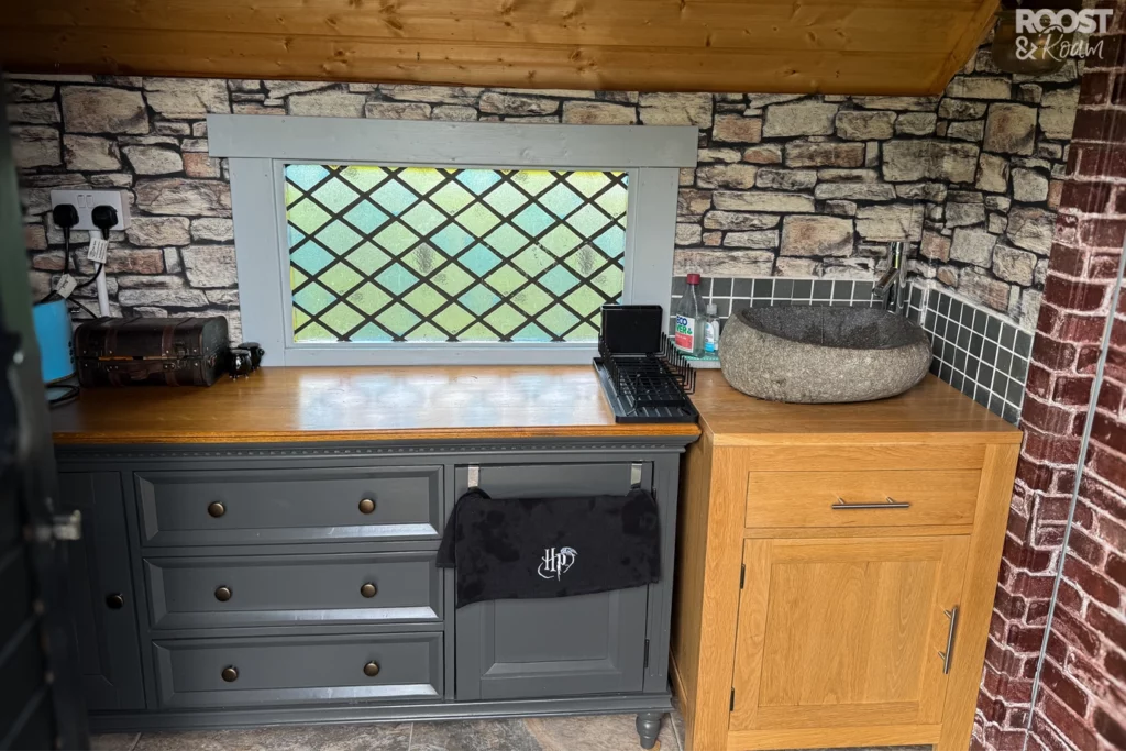 The Wizards Cauldron Cornwall Kitchenette