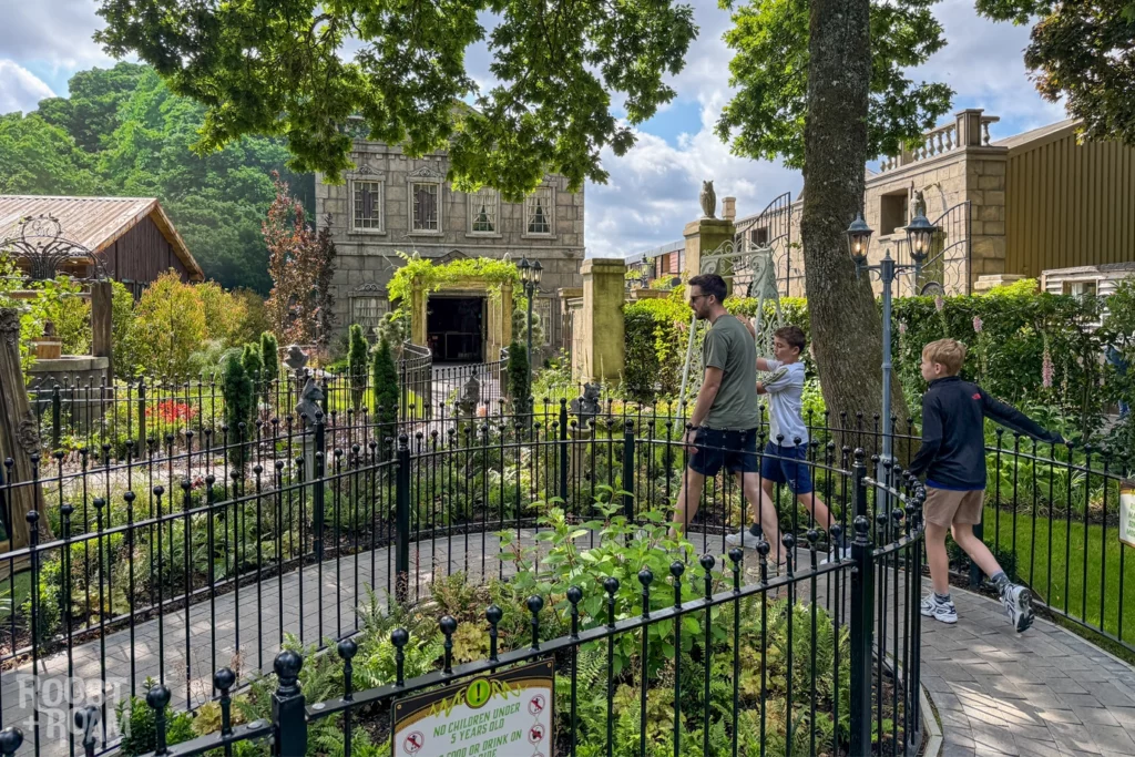 Ghostly Manor Paultons Park